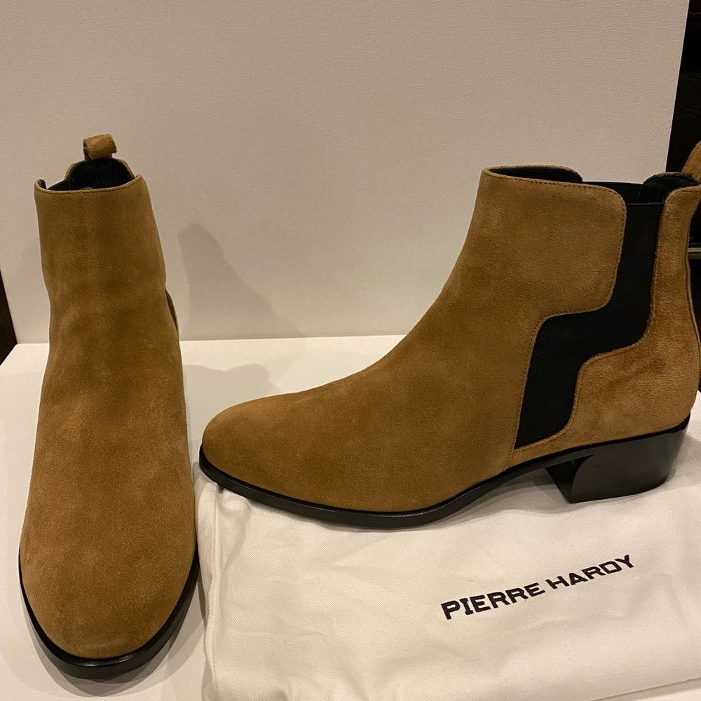 Pierre Hardy Chelsea Boots